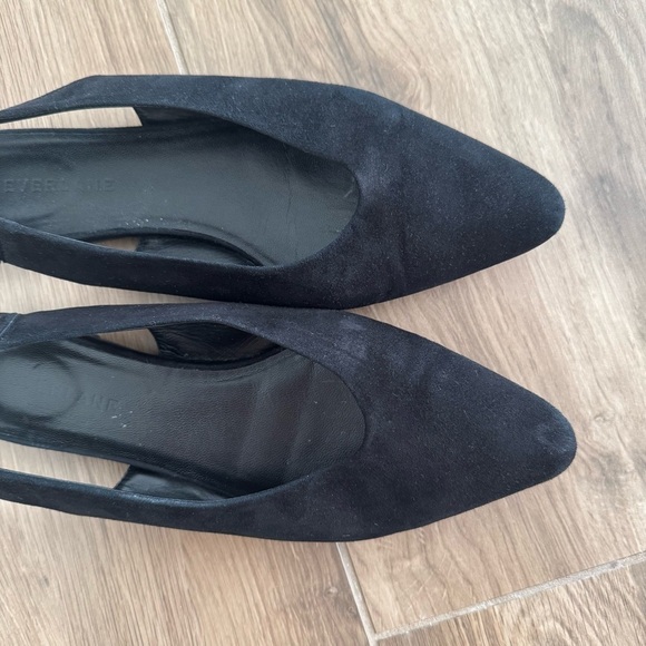 EVERLANE The V Pointed Toe Suede Black Slingback Flats - Picture 4 of 5